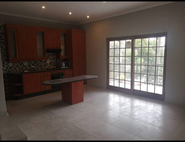 3 BEDROOM FREESTANDING TO LET IN MULBARTON